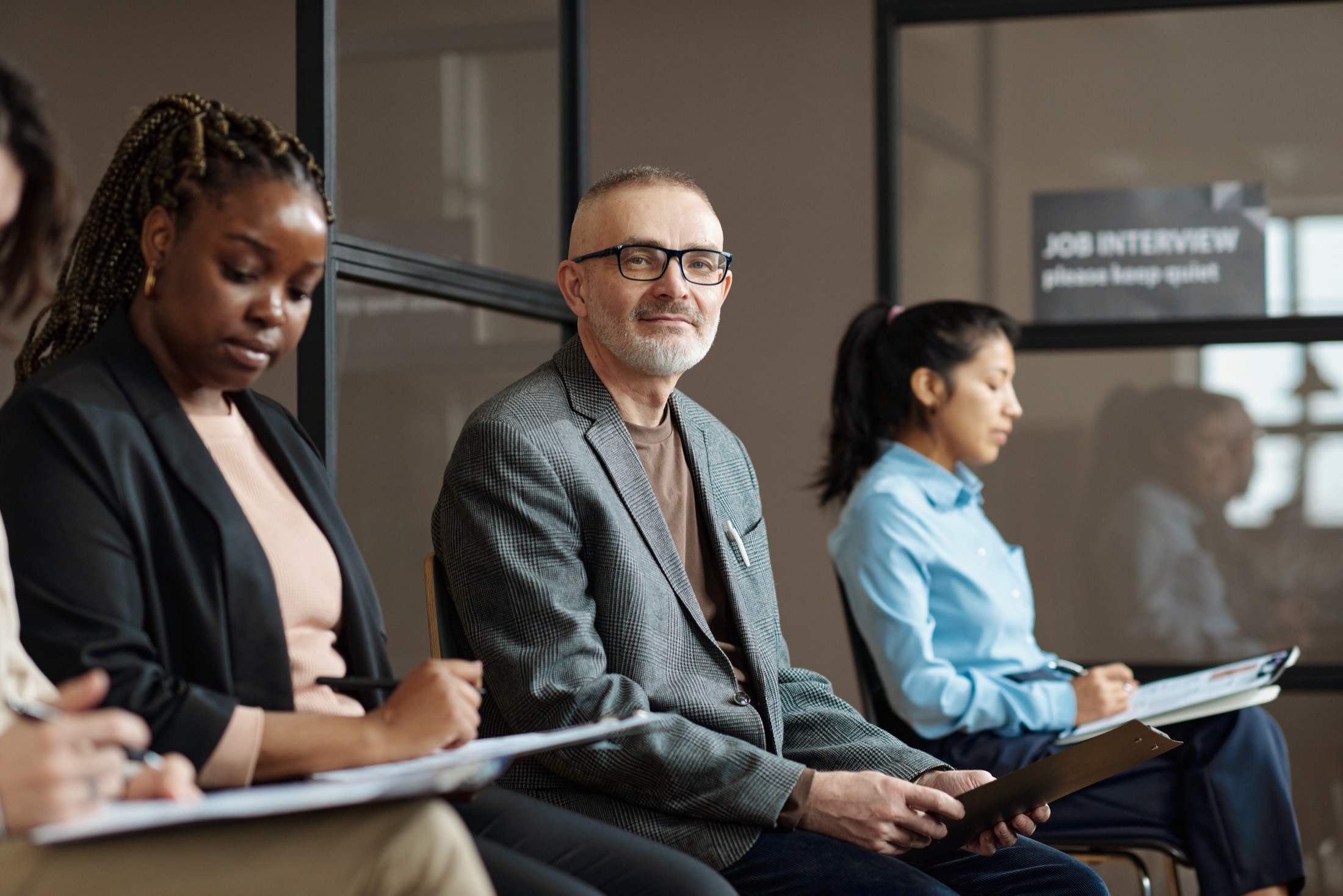 A candidate preparing for a federal interview
